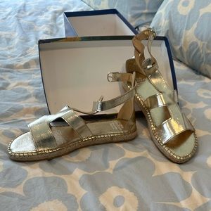 Andre Assous Carole gold flat espadrille sandals new in box size 40/10